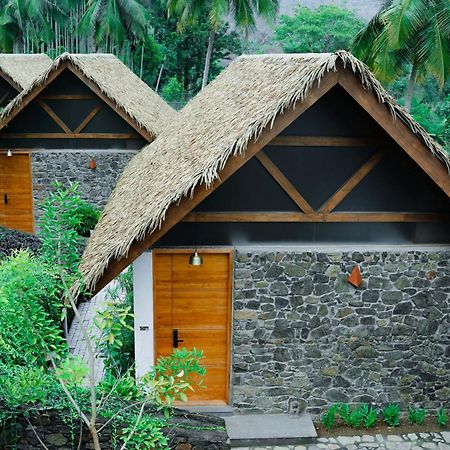 Maayaa Riverside Villa By Kpm Tripenta Attappadi Ngoại thất bức ảnh