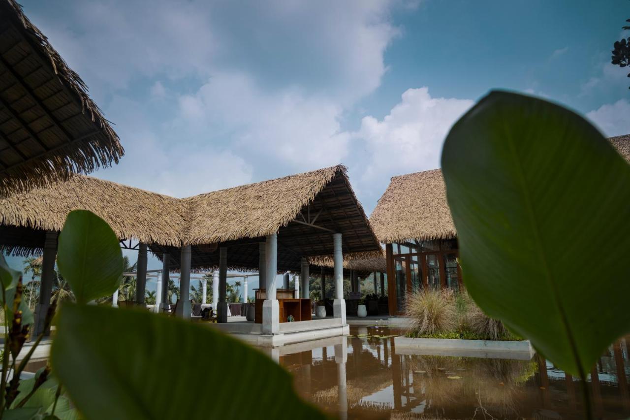 Maayaa Riverside Villa By Kpm Tripenta Attappadi Ngoại thất bức ảnh