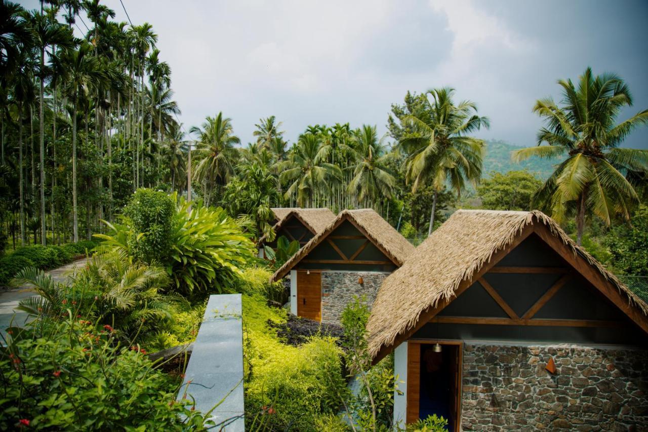 Maayaa Riverside Villa By Kpm Tripenta Attappadi Ngoại thất bức ảnh